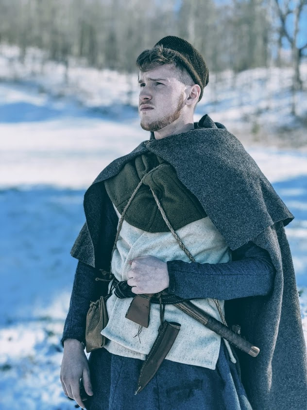 Viking Age Fashion: Men's Type I Tunic from 10th Century Haithabu (Hedeby)  - Project Broad Axe: Life, Death, and Fashion in Medieval Europe